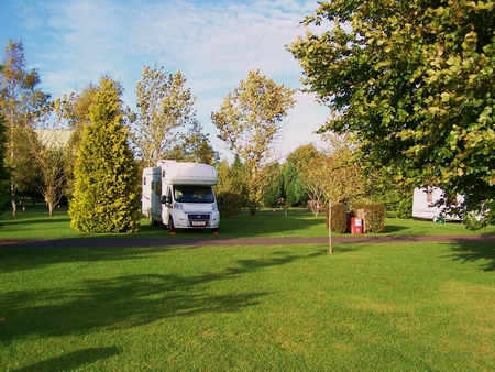 Coombe Park a.JPG